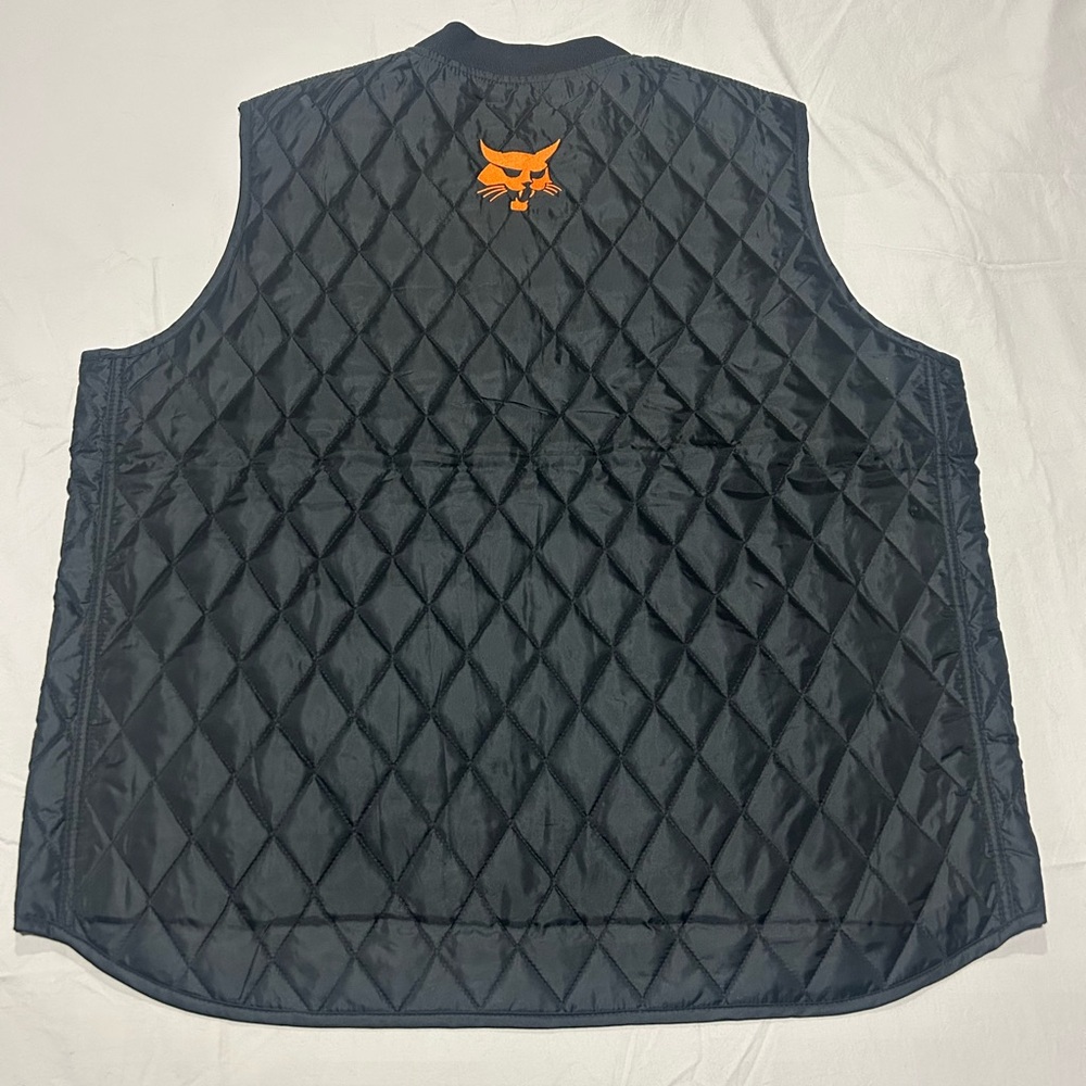 Bobcat Equipment & Machines Quilted Work Vest Mens XL NWT CX2 Workwear Canada